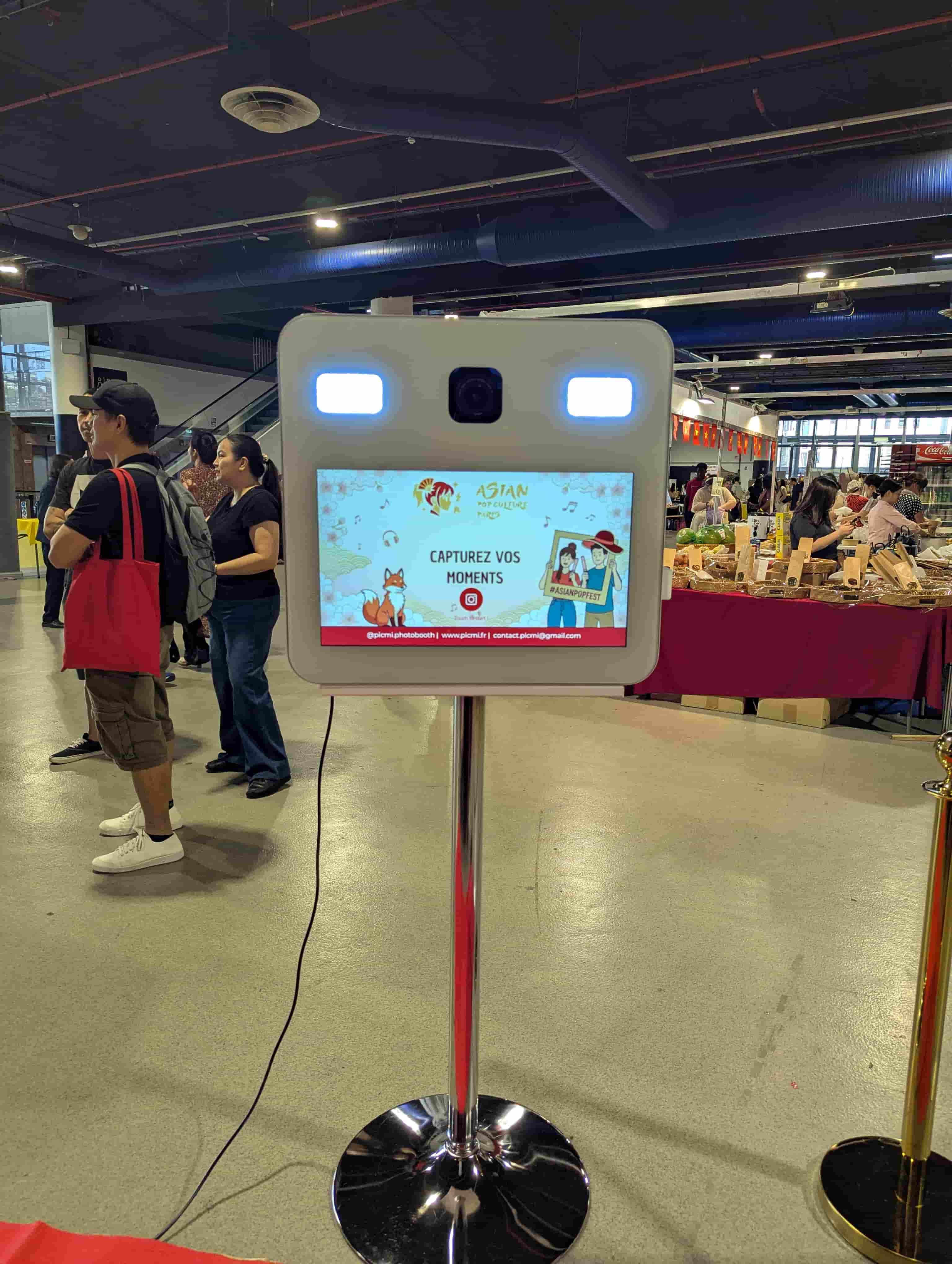 Asian Pop Culture — photobooth Pic'mi